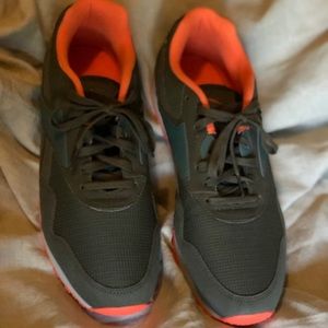 Men’s Reebok Shoes Worn Once
